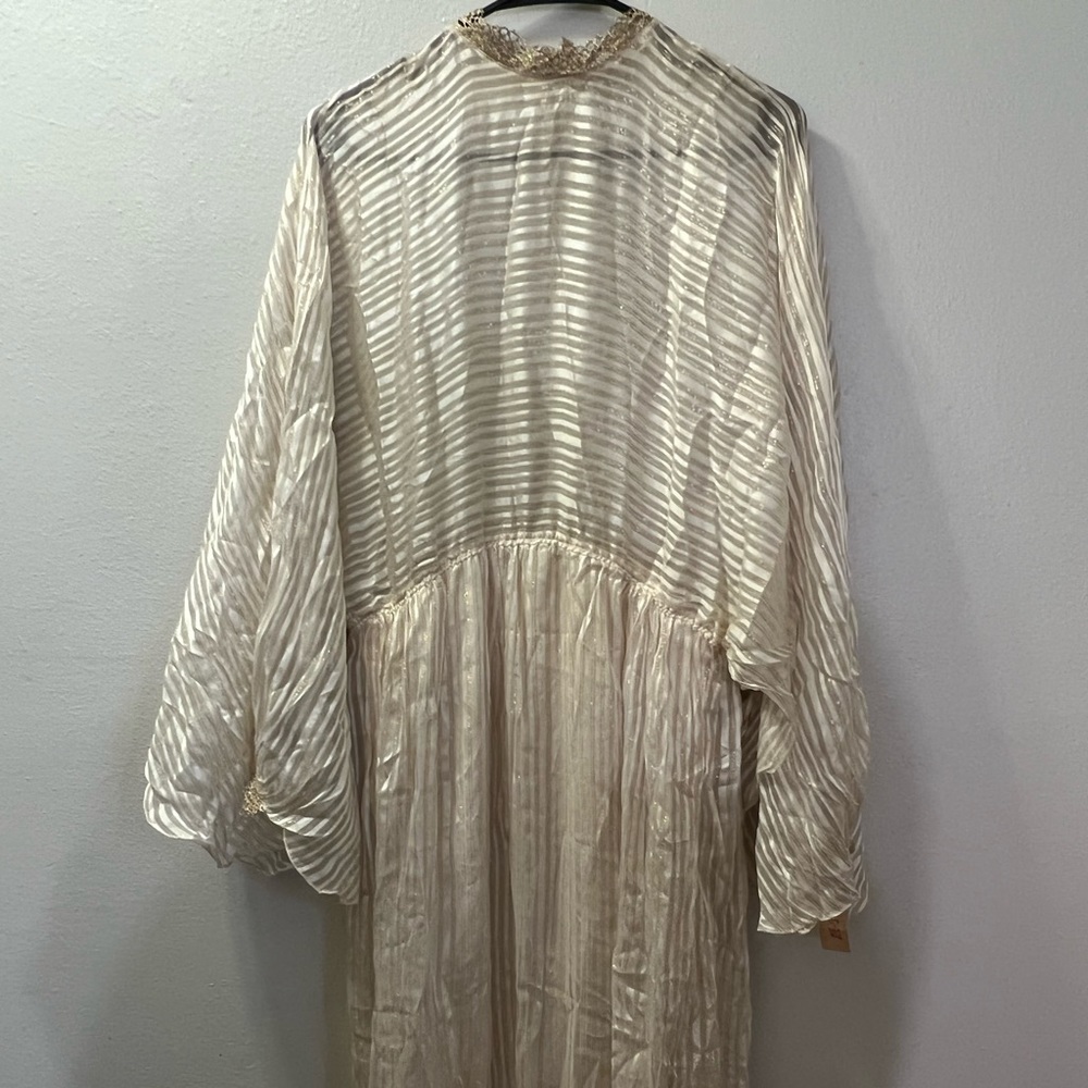 Vintage 70s The Silk Farm 100% Silk Pleated Dress 8 Chiffon Beige Metallic